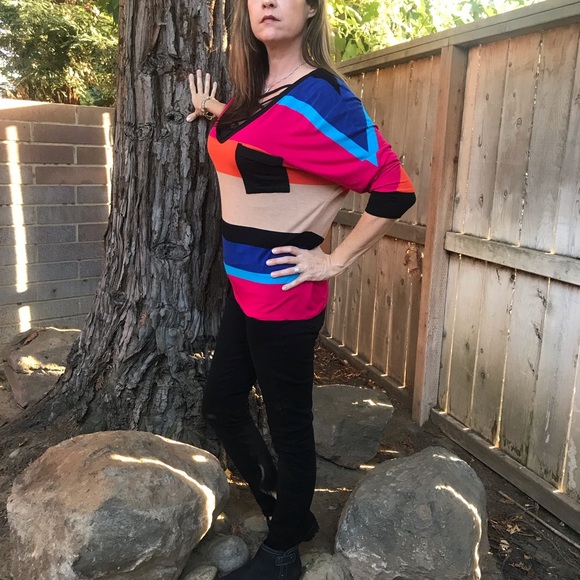 A1 Bordeaux S/P Stripped V-Neck Knit - Picture 3 of 6